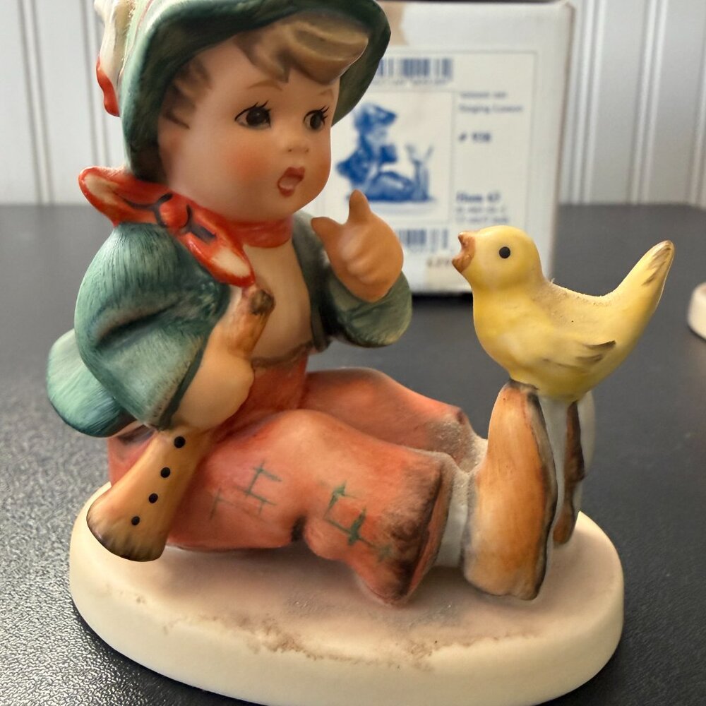 3 Hummel ceramic figurines - Picture 1 of 16